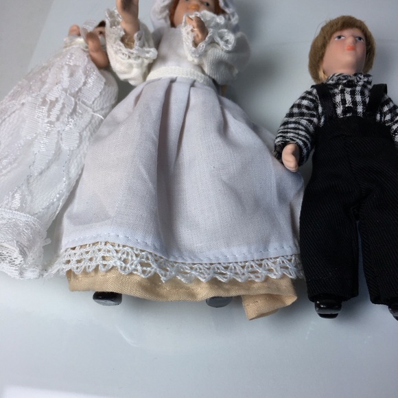 Dollhouse Miniature Poseable Victorian Maid 6”, Boy 4.5”, & Baby 2” Porcelain - Picture 11 of 11